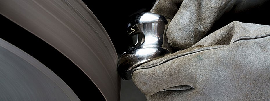 Hochleistungs-Schleiflösungen Medizintechnik