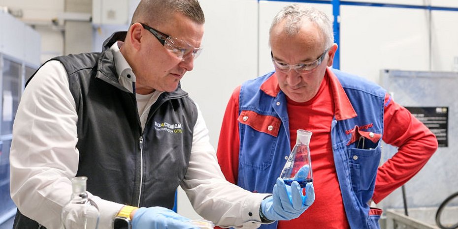 Entfettungsanlage Reinigungsmedium Kohlenwasserstoff-Alkohol