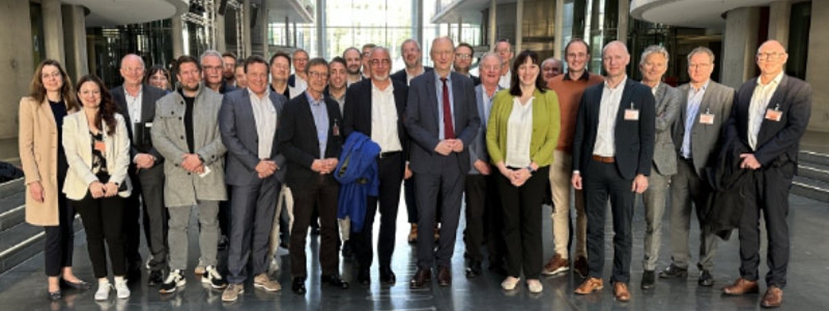 ZVO Dialog Bundestag Oberflächentechnik