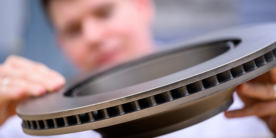 Lasertechnik Automobilindustrie Kleben Reinigen Beschichten