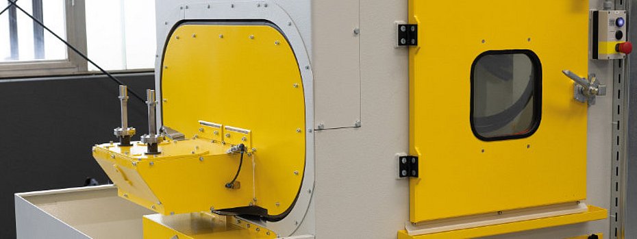 Spritzgusskomponenten strahltechnische Entgratung