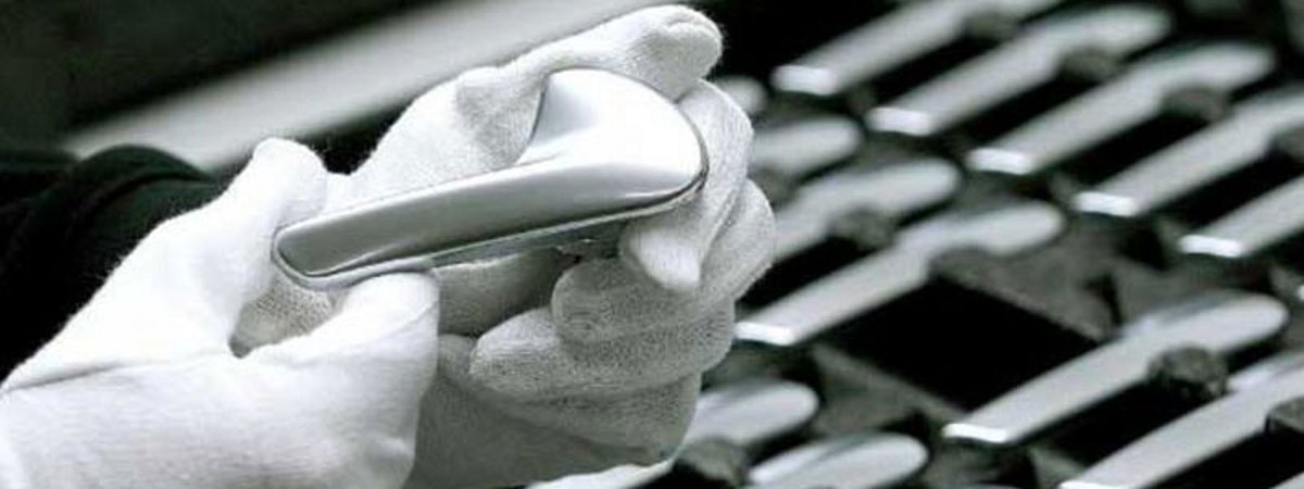 FGK Leitfaden Prüfungen Kunststoffteilen Echtmetalloberflächen