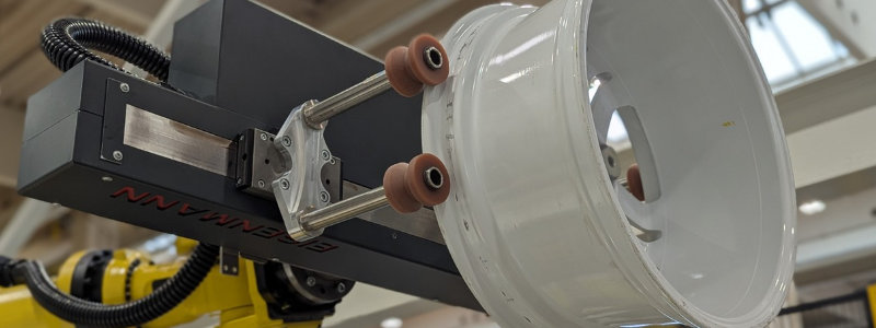 Hybrid-Greifer Räder Lackiererei Eisenmann